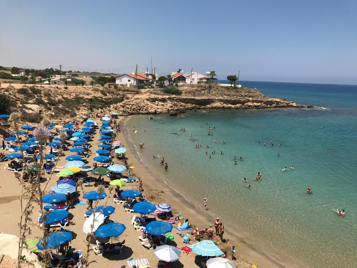 Seaside Luxury Villa Paralimni Exterior foto
