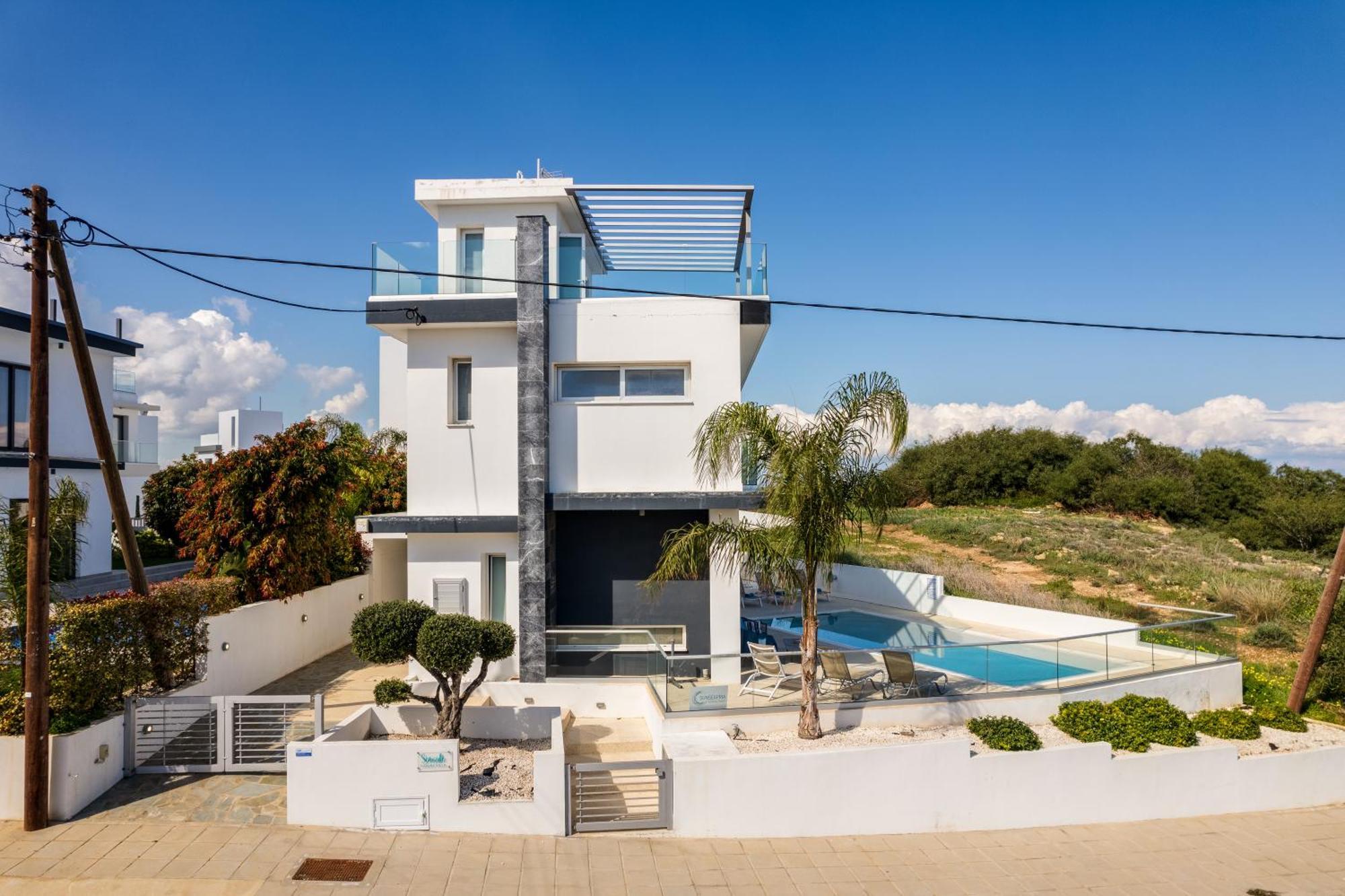 Seaside Luxury Villa Paralimni Exterior foto