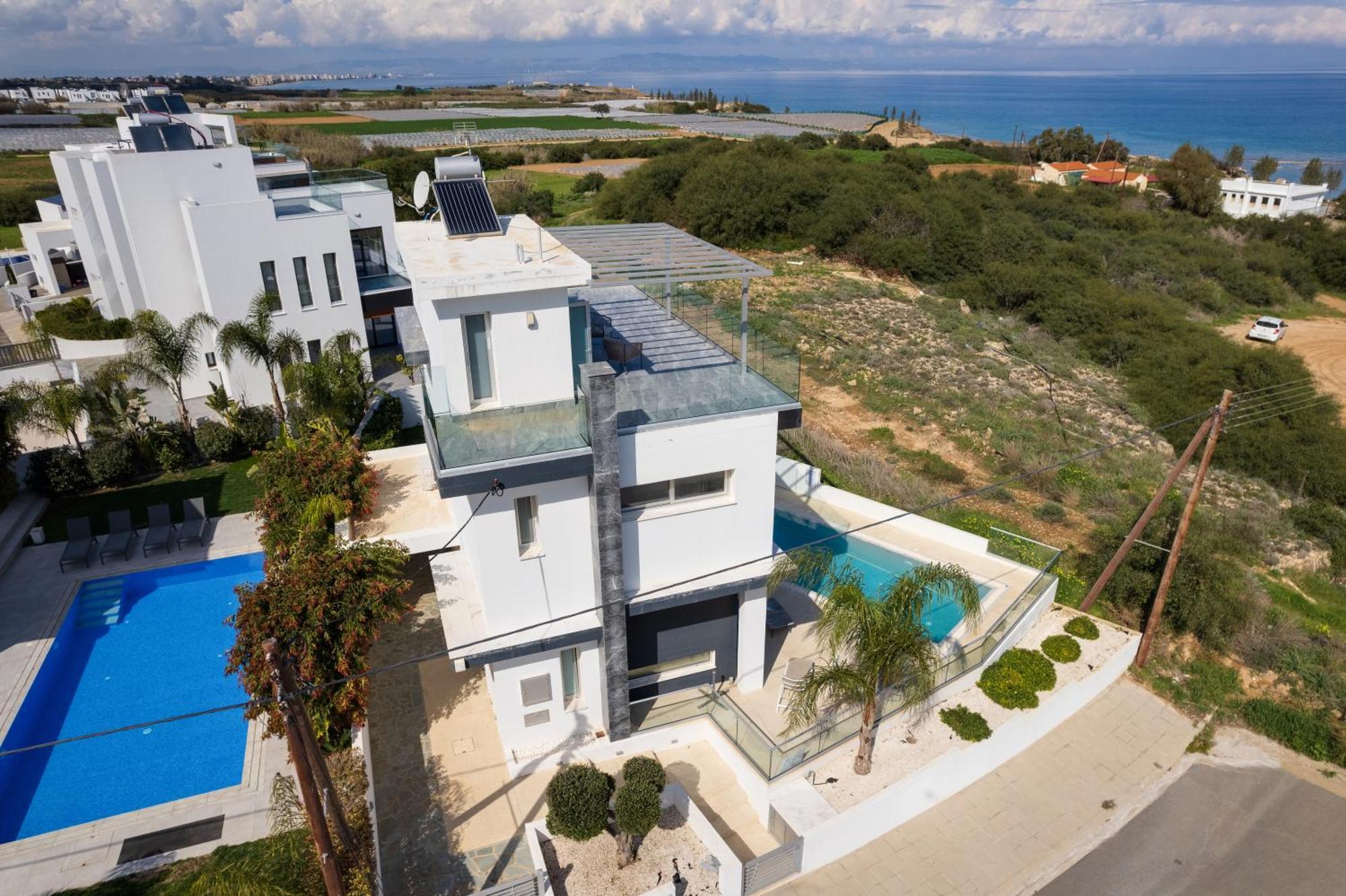 Seaside Luxury Villa Paralimni Exterior foto